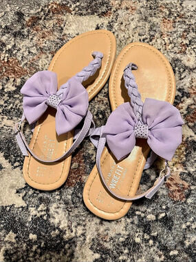 Primark Wide Fit Bow Flat Sandals in Purple US 8